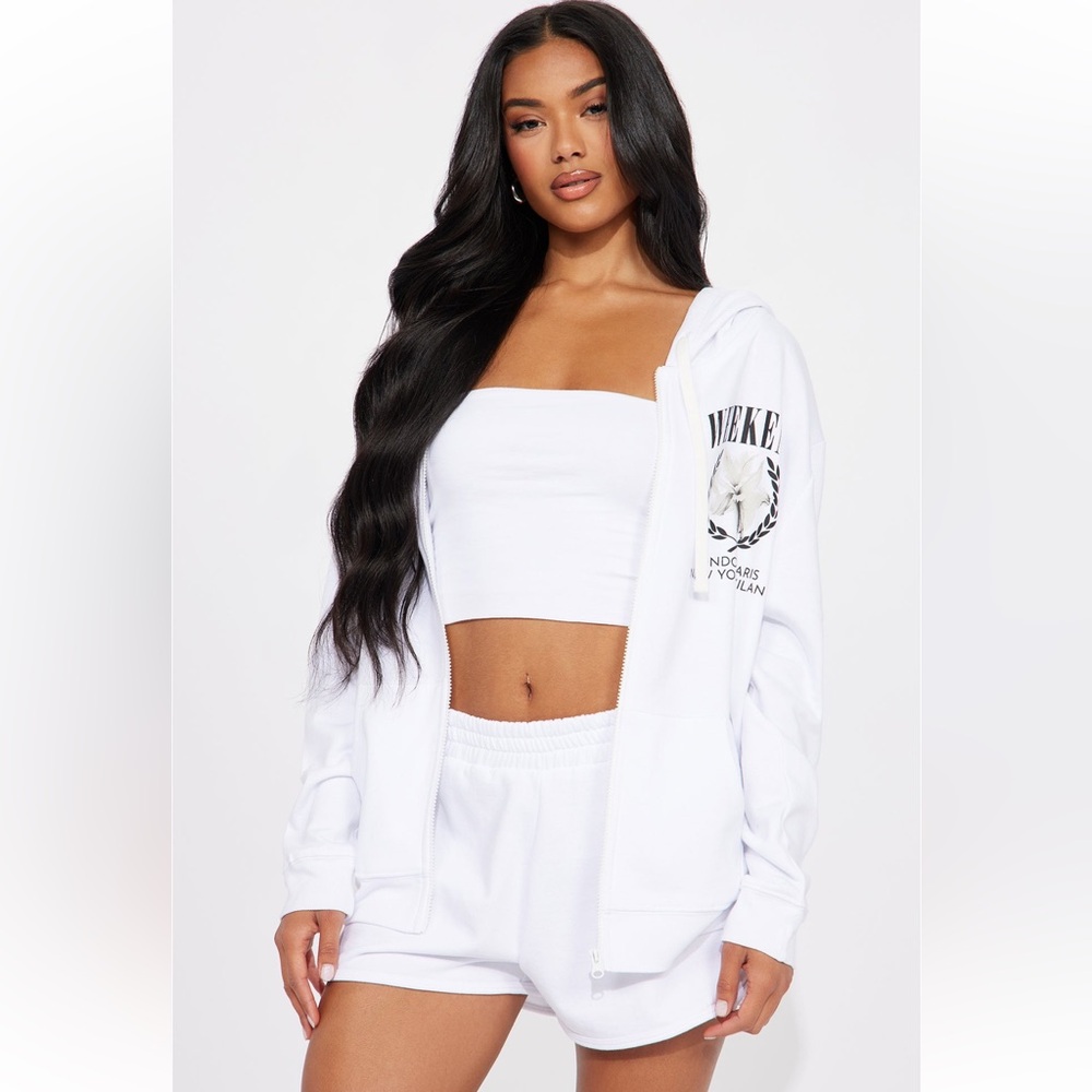 2pc Weekend Abroad Jacket & Shorts Travel Set - Picture 3 of 10